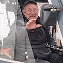Олег, 37 лет