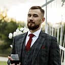 Максимилиан, 33 года