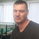 Лев, 38 лет