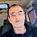 Гарик, 63 года