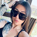 Yan, 34 года