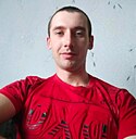 Толік, 33 года