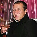 Денис, 33 года