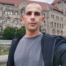 Фотография мужчины Vladyslav, 37 лет из г. Познань