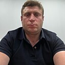 Давит, 35 лет