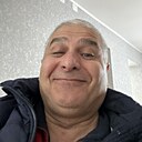 Ром, 33 года