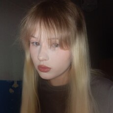 Фотография девушки Алеся, 18 лет из г. Киров