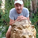 Разгильдяй, 52 года