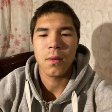 Фотография мужчины Рамиль, 18 лет из г. Алматы