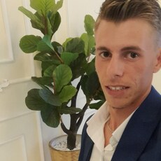 Фотография мужчины Marius, 28 лет из г. Oradia