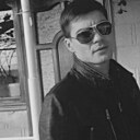 Вэнс, 40 лет