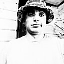 Лев, 32 года