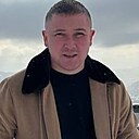 Ден, 34 года