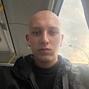 Роман, 18 лет