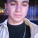Макс, 22 года