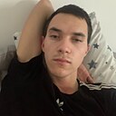 Валентин, 22 года