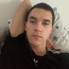 Фотография мужчины Валентин, 22 года из г. Седльце