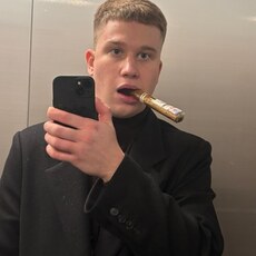 Фотография мужчины Дмитрий, 22 года из г. Санкт-Петербург