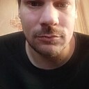 Mega, 33 года