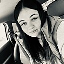 Полина, 22 года