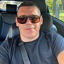 Max, 32 года