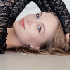 Фотография девушки Анна, 19 лет из г. Екатеринбург