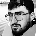 Ali, 21 год