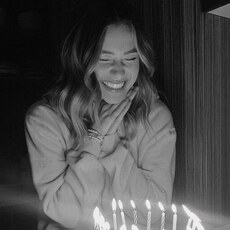 Фотография девушки Елена, 28 лет из г. Санкт-Петербург