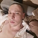 Лучезарный, 33 года