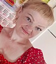 Девушка, 42 года