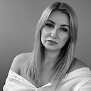Она, 37 лет