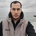 Али, 33 года