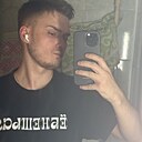 Максим, 23 года