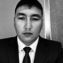 Веко, 33 года