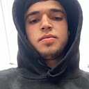 Умиджон, 22 года