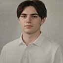 Максим, 23 года