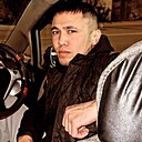 Bobek, 23 года