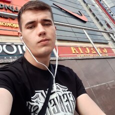 Фотография мужчины Илья, 27 лет из г. Сургут