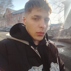 Фотография мужчины Кирилл, 18 лет из г. Новосибирск