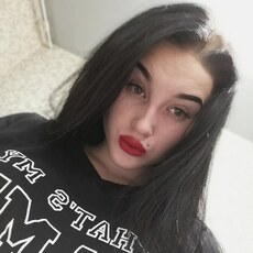 Фотография девушки Алина, 22 года из г. Кунгур