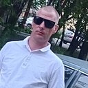 Юрий, 33 года
