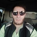 Lee, 34 года