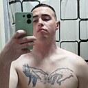 Артур, 24 года
