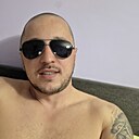 Макс, 34 года