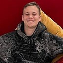 Роман, 20 лет