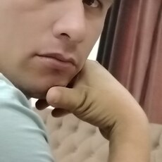 Фотография мужчины Shohruhbek, 31 год из г. Чусовой