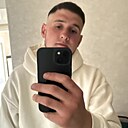 Максим, 24 года