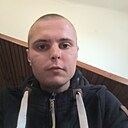 Денис, 24 года