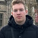 Максим, 22 года