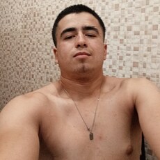 Фотография мужчины Амиршох, 20 лет из г. Екатеринбург